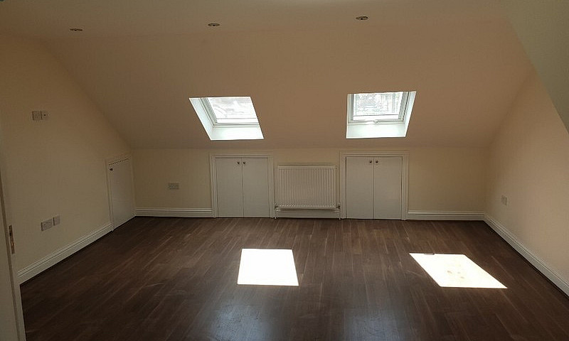 3 Bed 2 Bath Flat Fo...