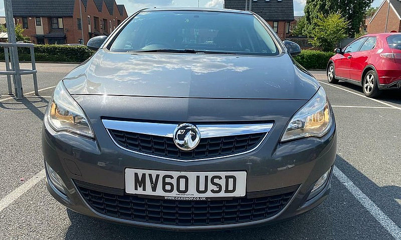 2011 Vauxhall Astra ...