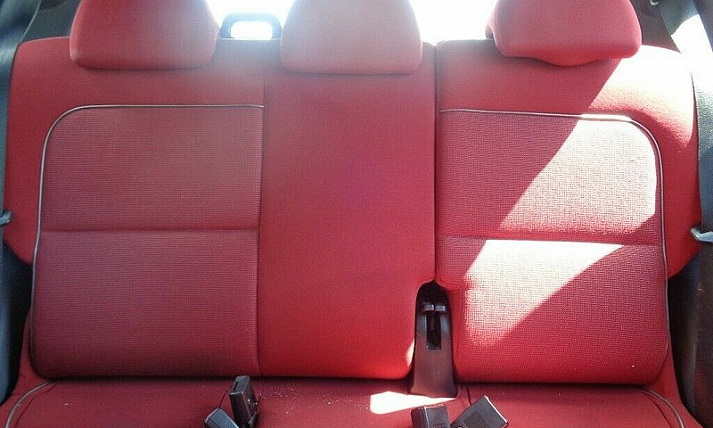 06 Mitsubishi Colt H...