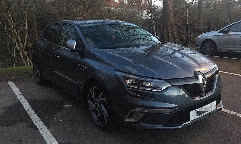 17 Renault Megane 1....