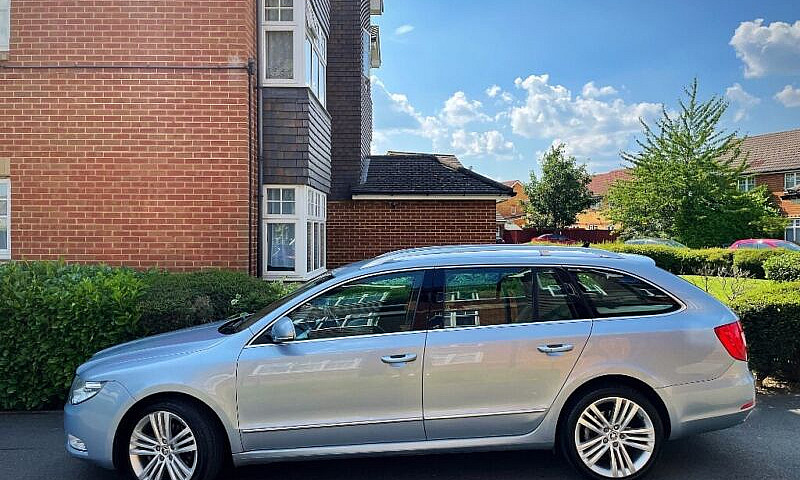 2011 60 Reg Skoda Su...