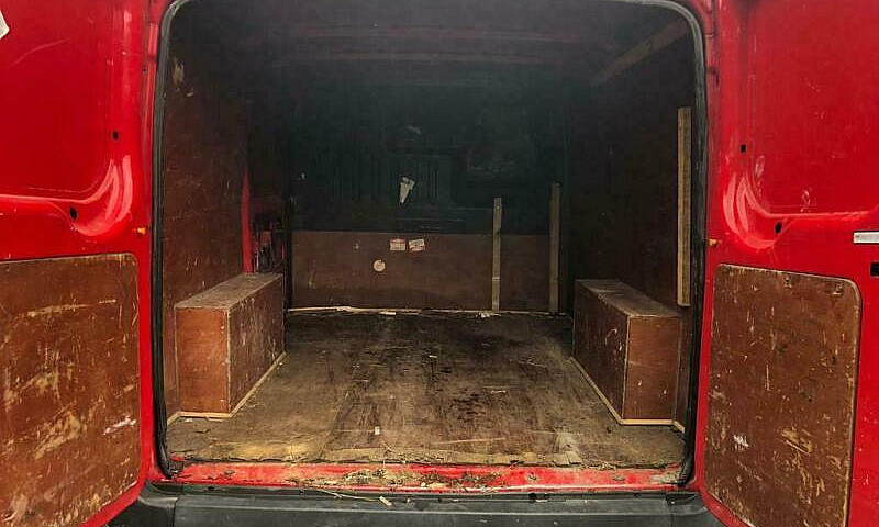 2009 Ford Transit 11...