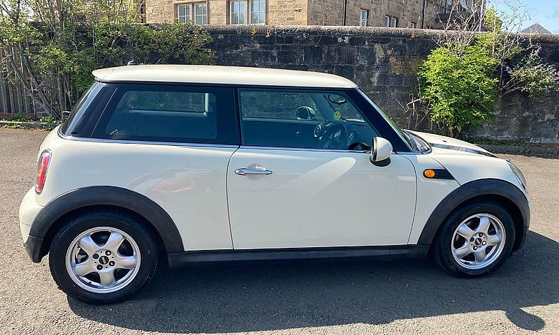 Mini Cooper D (1 Yea...