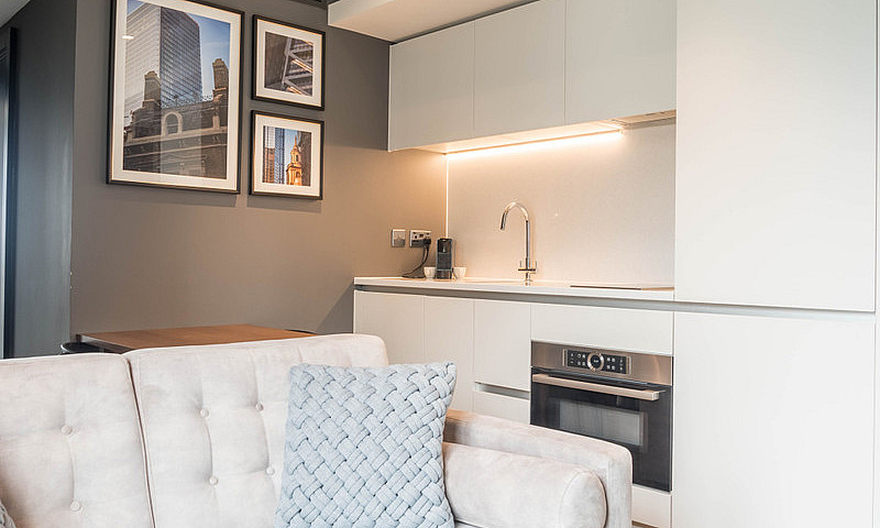 1 Bedroom Flat In Th...