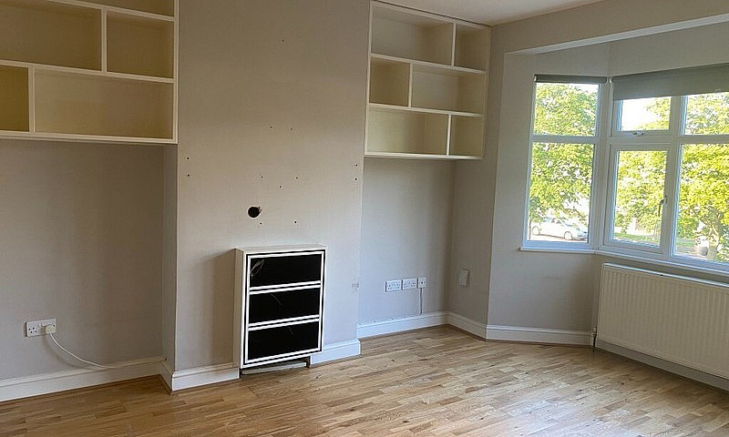 3/4 Bed Duplex Flat,...