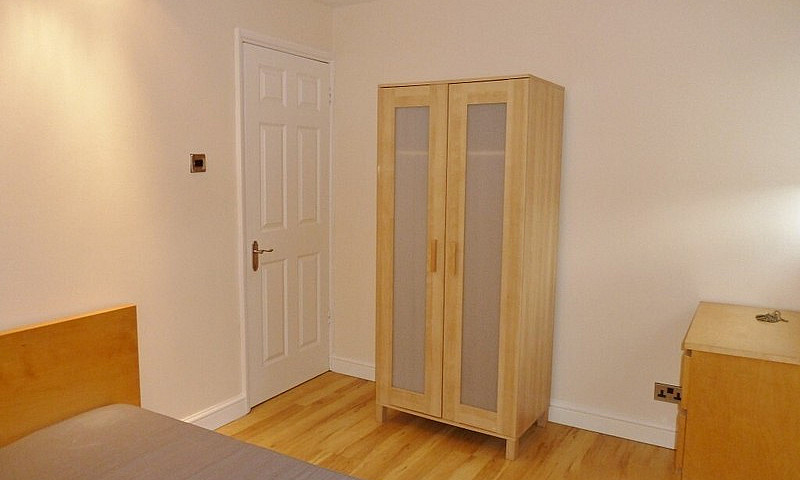2 Double Bedroom Fla...