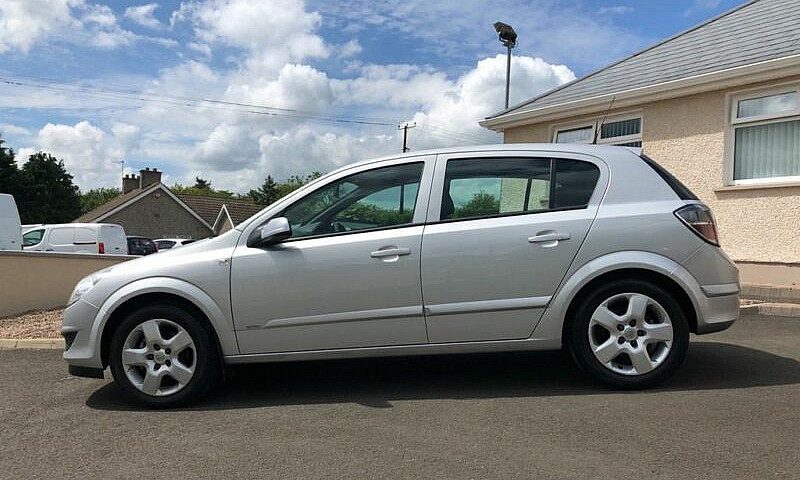 2008 Vauxhall Astra ...