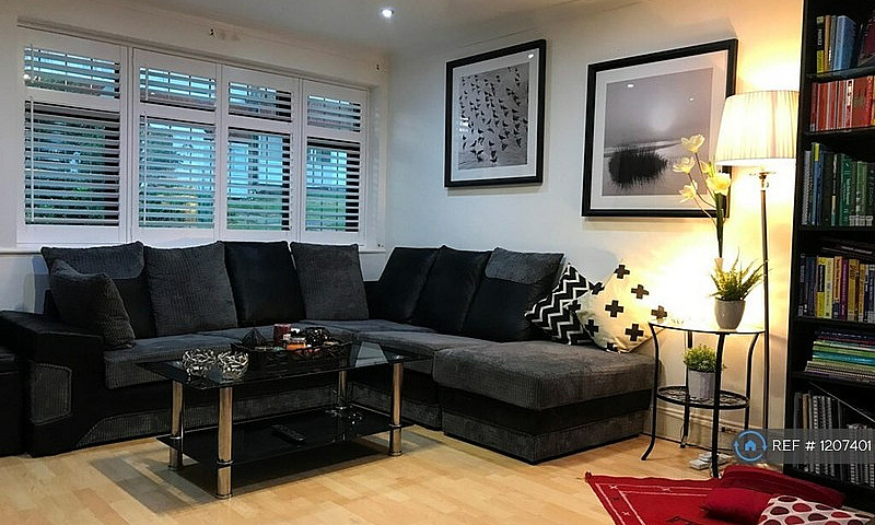 3 Bedroom House In N...