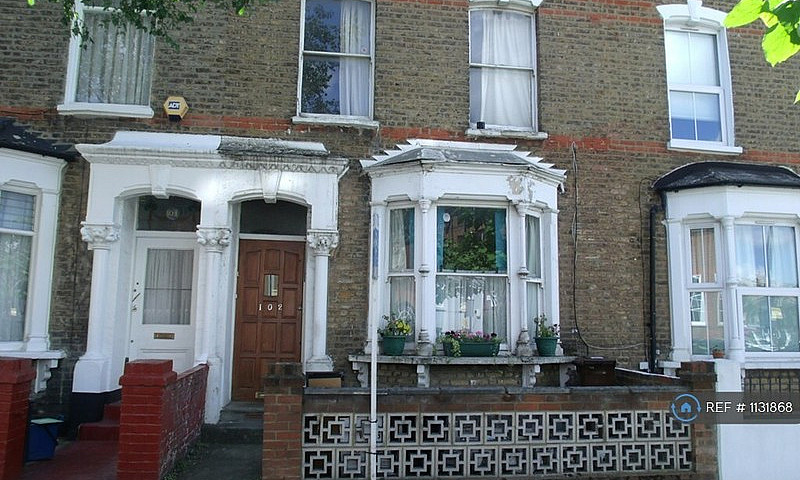 1 Bedroom In Reighto...