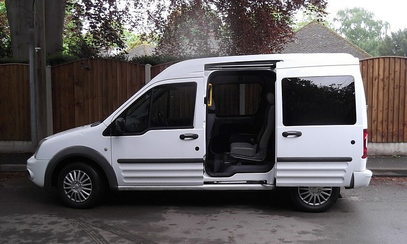 Ford Tourneo Connect...
