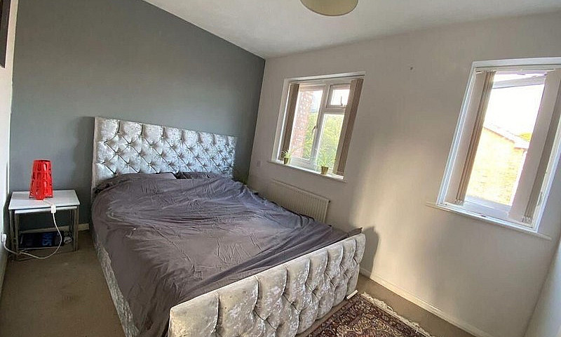 2 Bed Terraced House...