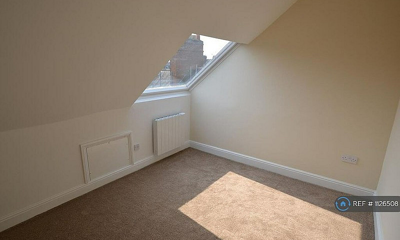 1 Bedroom Flat In Cr...