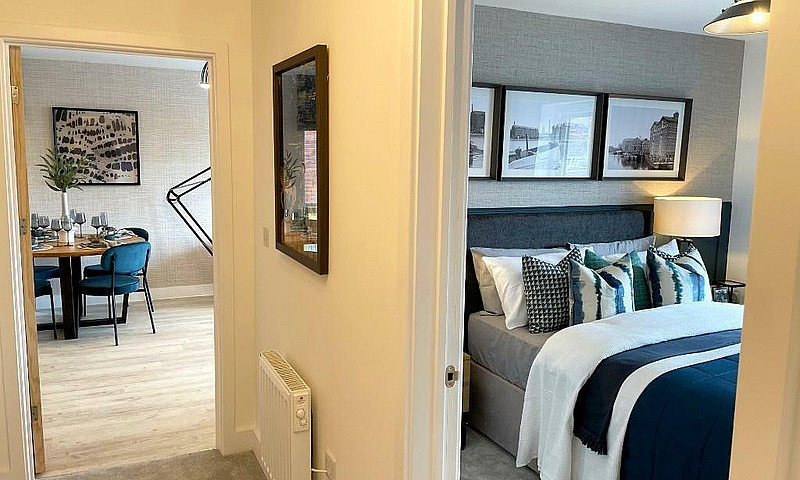 2 Bedroom Flat In Th...