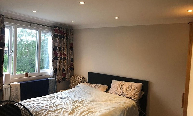 Spacious Room To Let...