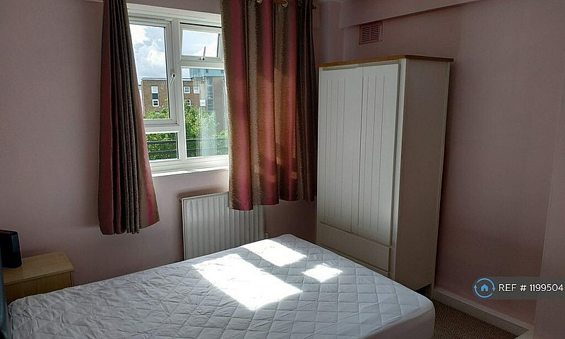 4 Bedroom Flat In Cu...