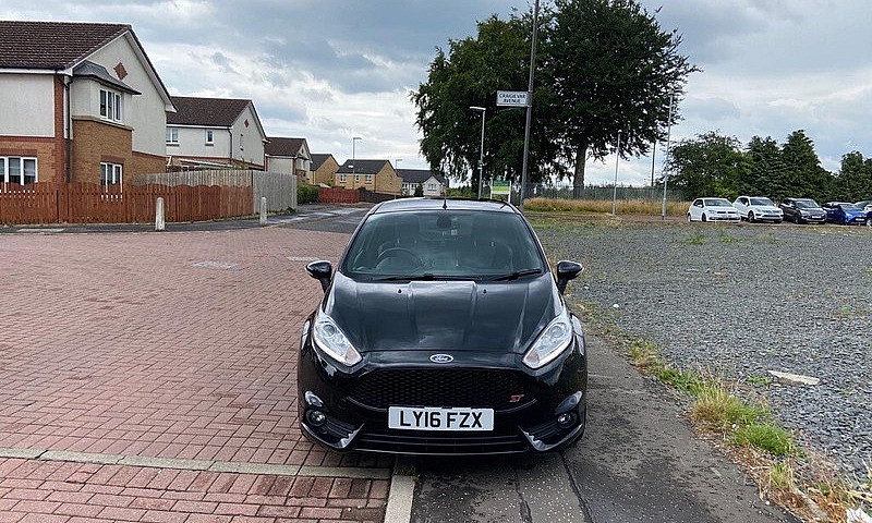 2016 Ford Fiesta 1.6...