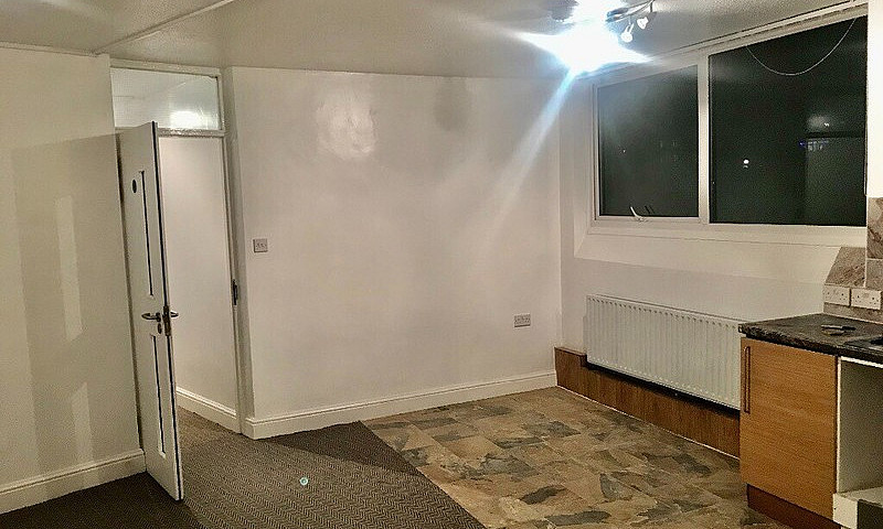 Two Bedroom Flat To ...