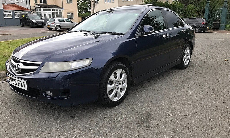 Honda Accord Exclusi...