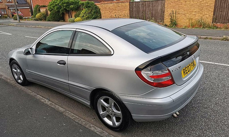 2007 Mercedes C220 C...