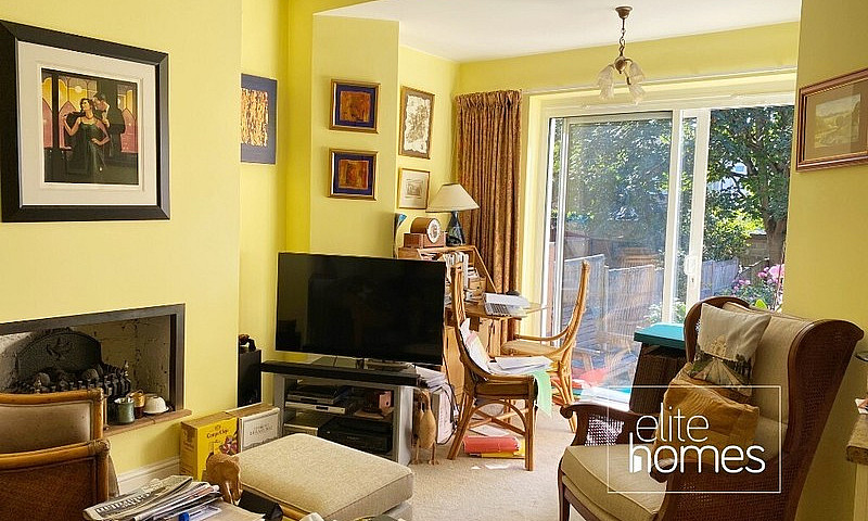 Large 1 Bedroom Grou...