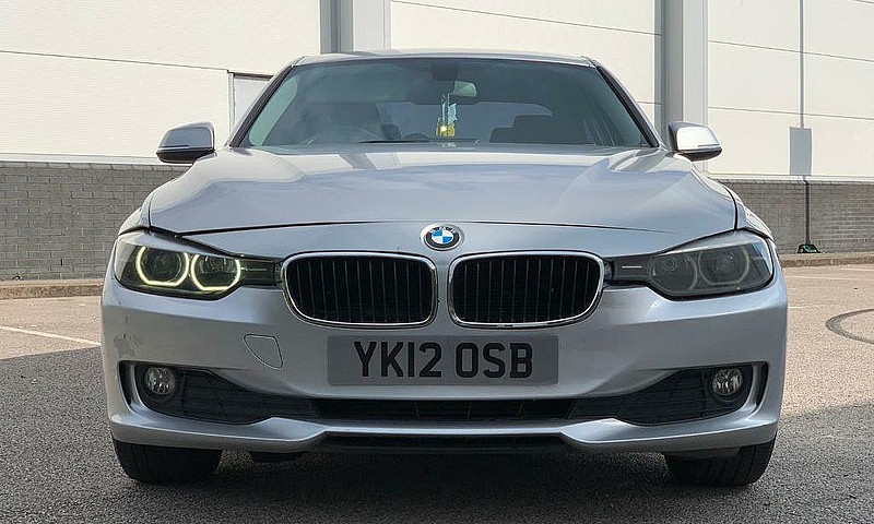Bmw 318D 2012 Automa...