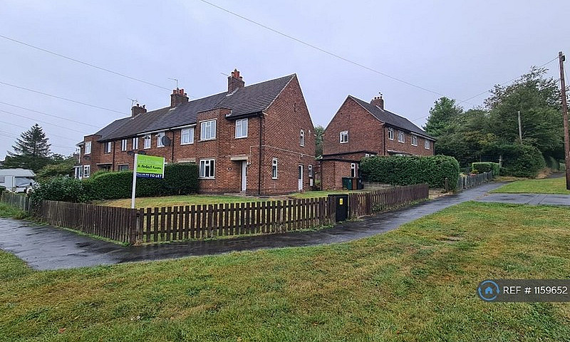 3 Bedroom House In B...