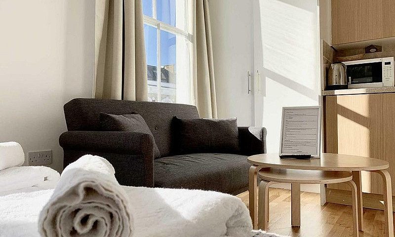 Studio Flat In Ifiel...