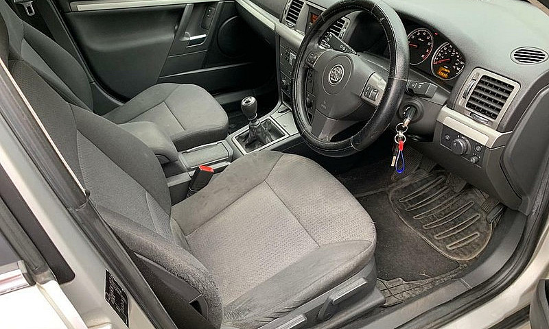Vauxhall Vectra...