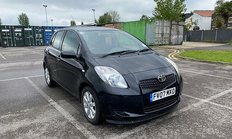 07 Plate Toyota Yari...