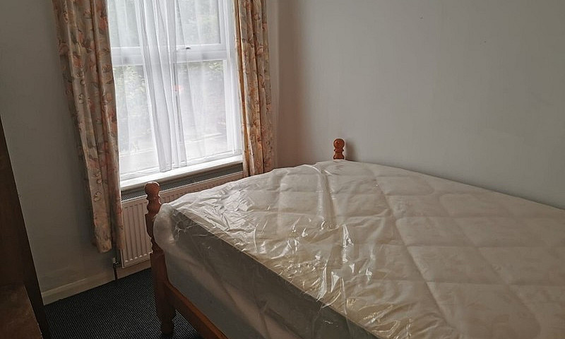 Newly Refurbished & ...