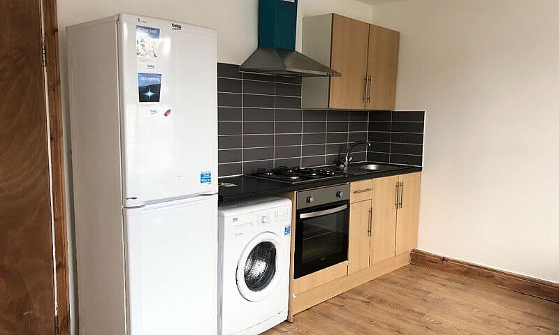 2 Bedroom 1St Floor ...
