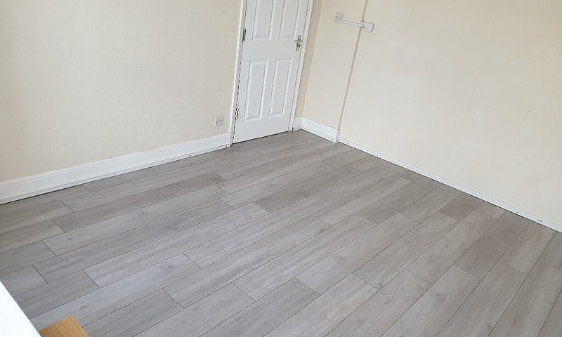 £600 Large Double  R...