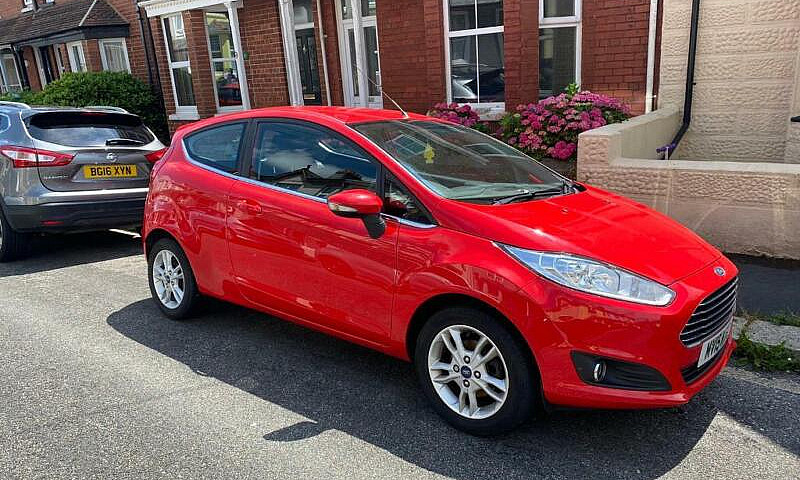 Ford Fiesta Zetec 12...