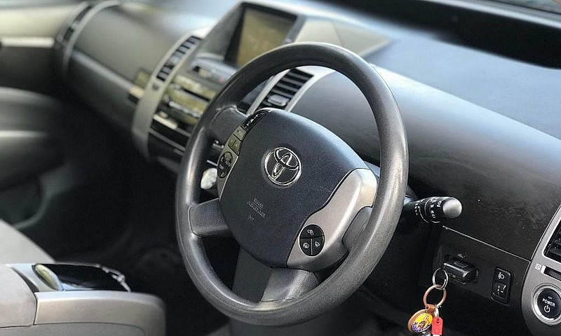 Toyota Prius 1.5 Vvt...