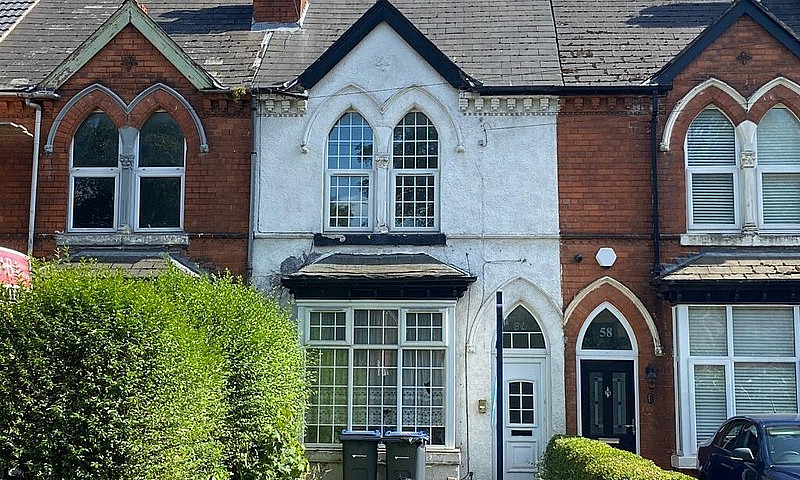 3/5 Bedroom Terraced...