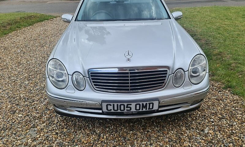 Mercedes-Benz, E Cla...