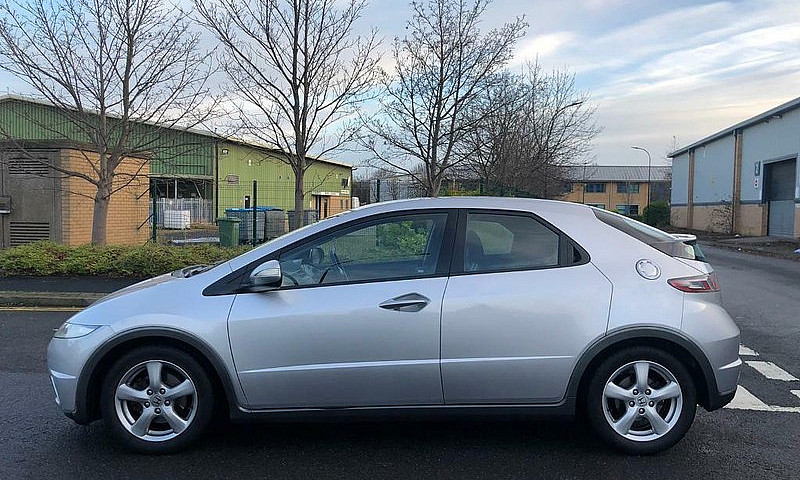 2011 Honda Civic 1.8...