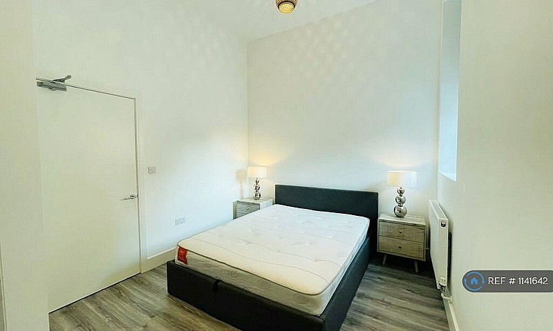 1 Bedroom Flat In Si...