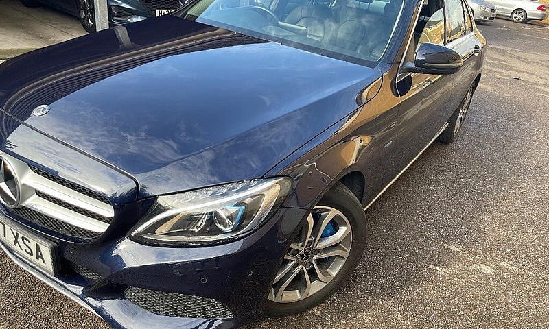 2017 Mercedes-Benz C...