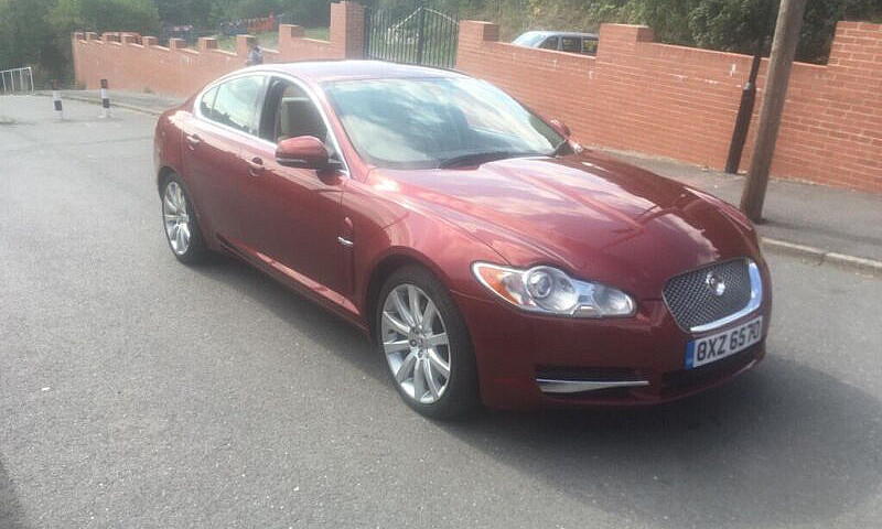 2010 10 Jaguar Xf 3....