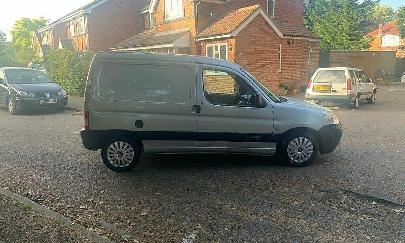 2008 Citroen Berling...