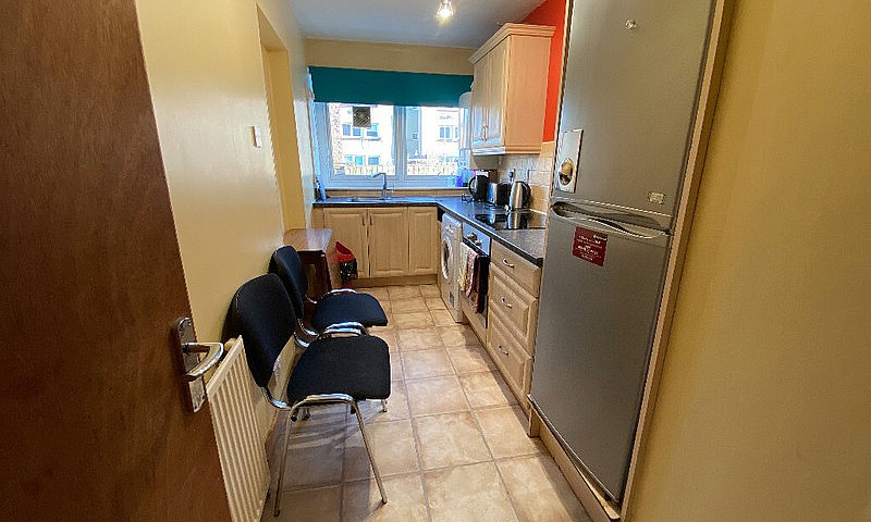 Lovely 3 Bed Hmo Fla...