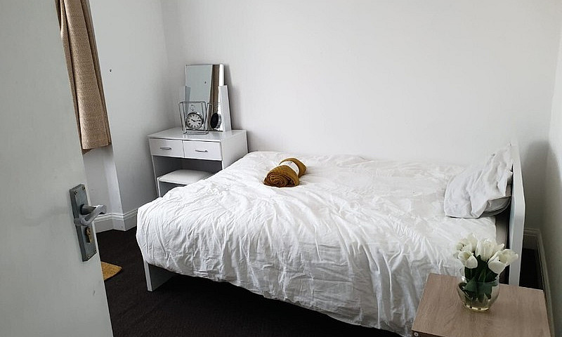 Double Room In Share...