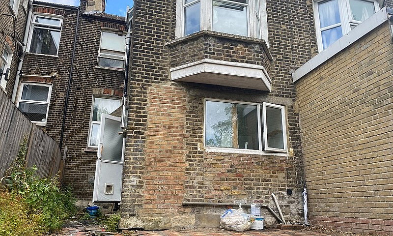 Spacious & Bright St...