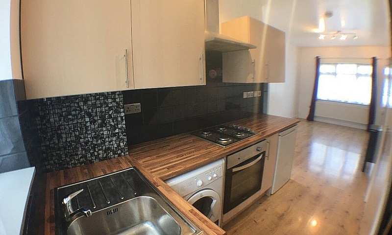 Beautiful 3 Bedroom ...