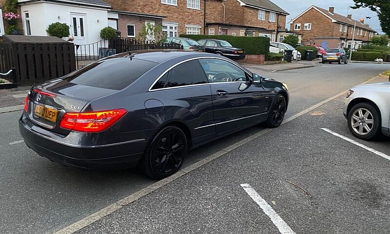 Mercedes-Benz, E Cla...