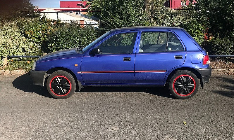 Daihatsu Charade 1.3...