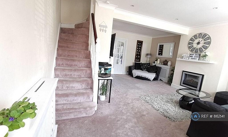 Spacious 3 Bed House...