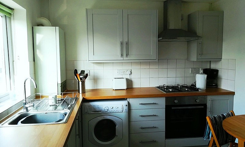 1 Bedroom Spacious A...