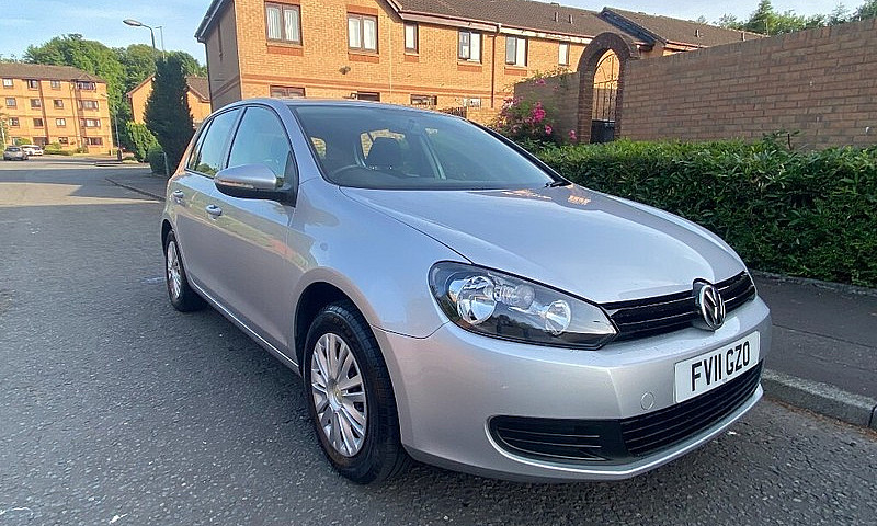Volkswagen  Golf 1.2...